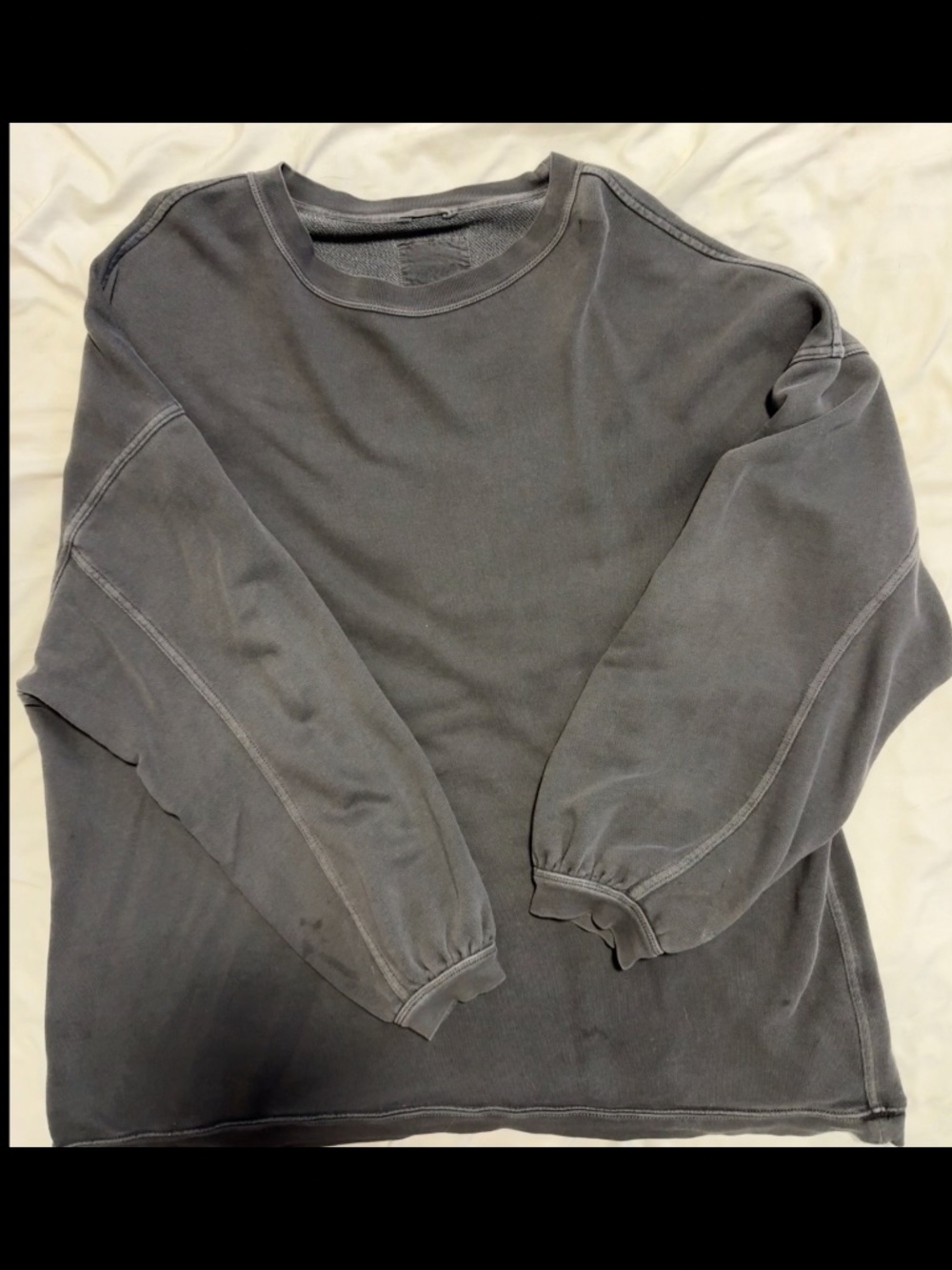 Arie big chill sweater shirt